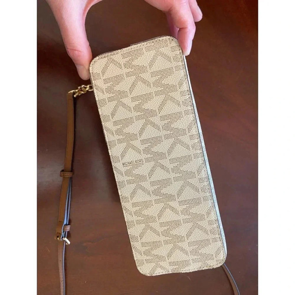 Michael Kors Dome Crossbody Bag Signature Logo Brown Leather Strap Gold Details - Picture 10 of 15